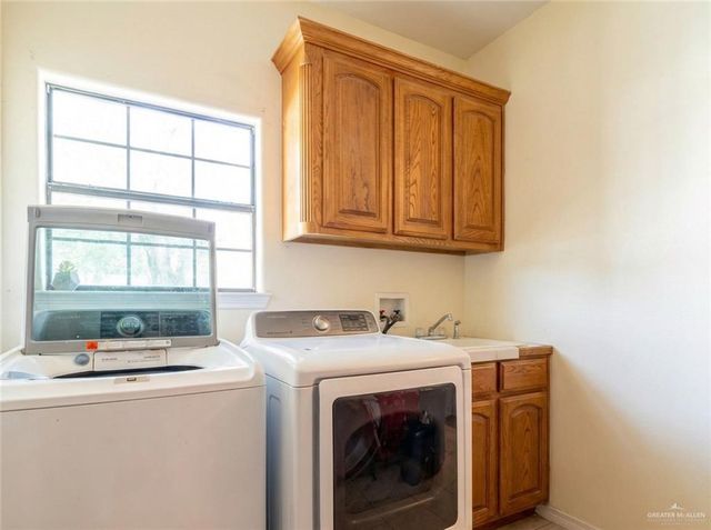 4706 N Trosper Road, Palmhurst, TX 78573