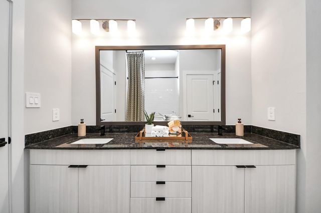 7711 Longmire Road 2, Conroe, TX 77304