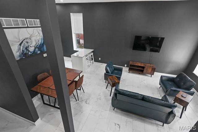 2262 S Jefferson Avenue, St Louis, MO 63104