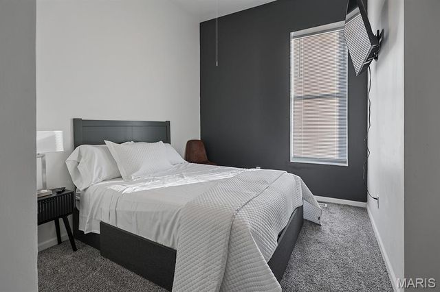 2262 S Jefferson Avenue, St Louis, MO 63104