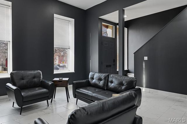 2262 S Jefferson Avenue, St Louis, MO 63104