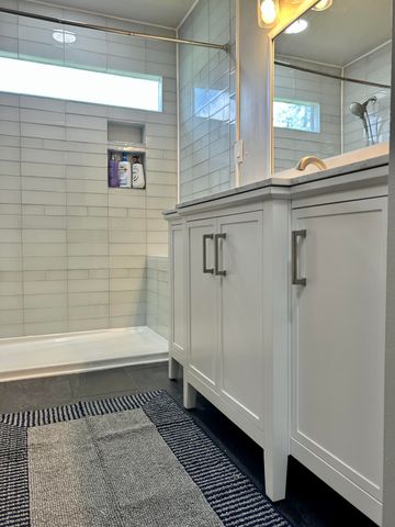 4200 Colorado Lane 114, West Bloomfield, MI 48322