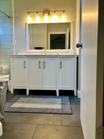 4200 Colorado Lane 114, West Bloomfield, MI 48322