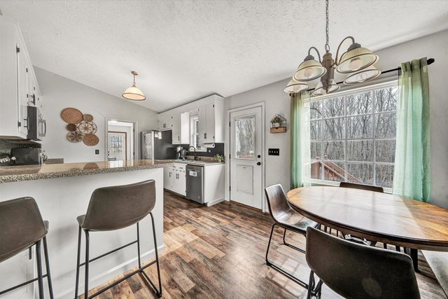 1188 AIRPORT RD, Moneta, VA 24121