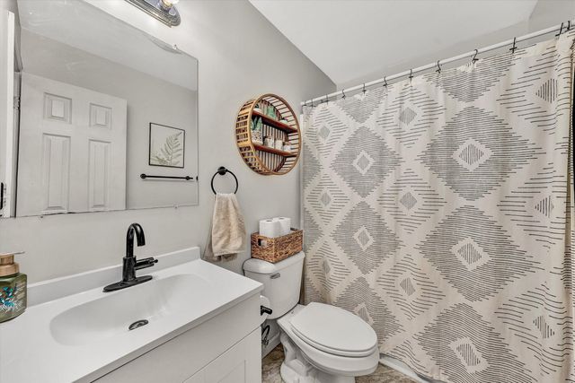 1188 AIRPORT RD, Moneta, VA 24121