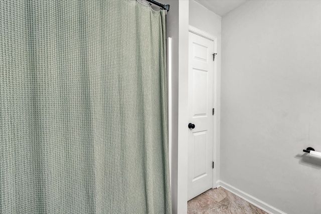 1188 AIRPORT RD, Moneta, VA 24121