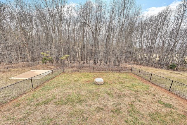 1188 AIRPORT RD, Moneta, VA 24121