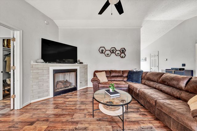 1188 AIRPORT RD, Moneta, VA 24121