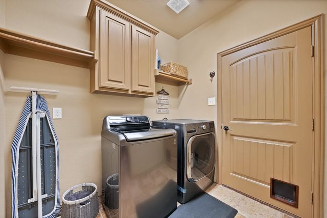 1321 Doe Meadow Drive, Fort Worth, TX 76028