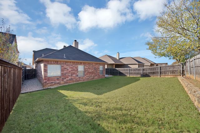 1321 Doe Meadow Drive, Fort Worth, TX 76028