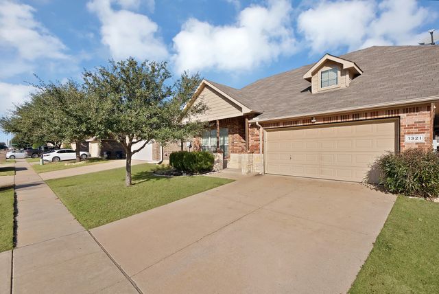 1321 Doe Meadow Drive, Fort Worth, TX 76028
