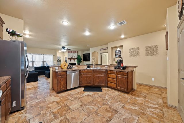 1321 Doe Meadow Drive, Fort Worth, TX 76028