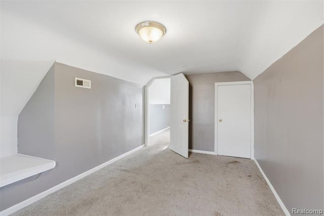 20604 Annapolis Street, Dearborn Heights, MI 48125