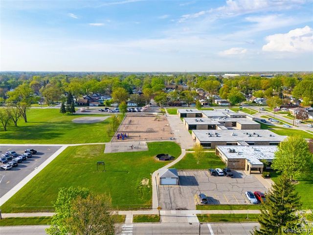 20604 Annapolis Street, Dearborn Heights, MI 48125