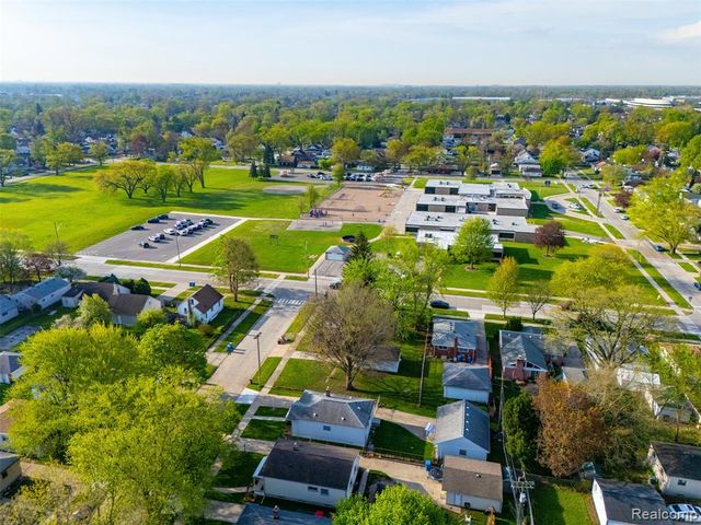 20604 Annapolis Street, Dearborn Heights, MI 48125