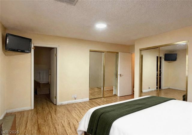 5724 West Viking Road, Las Vegas, NV 89103