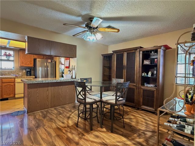 5724 West Viking Road, Las Vegas, NV 89103