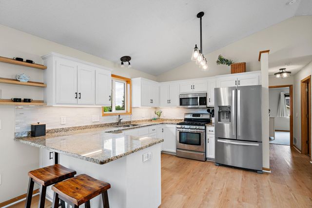 11144 14th Street NE, Hanover, MN 55341