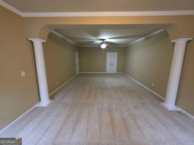 1213 Dawnview Dr, Locust Grove, GA 30248