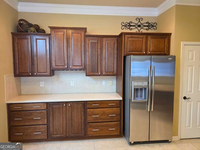 1213 Dawnview Dr, Locust Grove, GA 30248