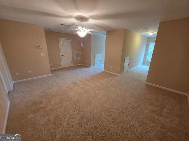 1213 Dawnview Dr, Locust Grove, GA 30248