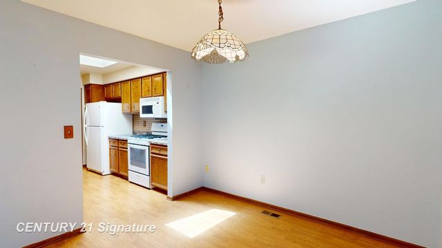 49327 Winchester Court, Shelby Twp, MI 48315