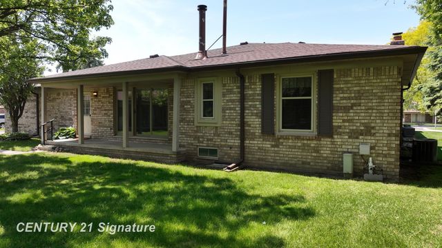 49327 Winchester Court, Shelby Twp, MI 48315