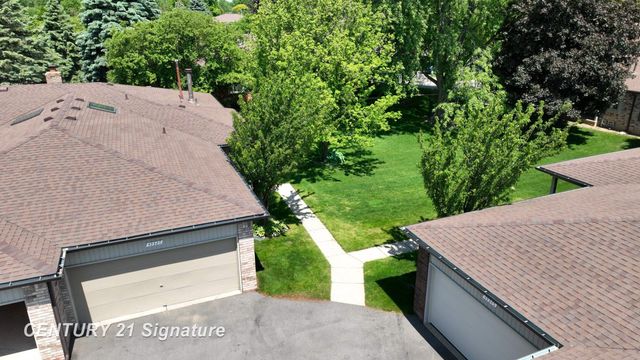 49327 Winchester Court, Shelby Twp, MI 48315