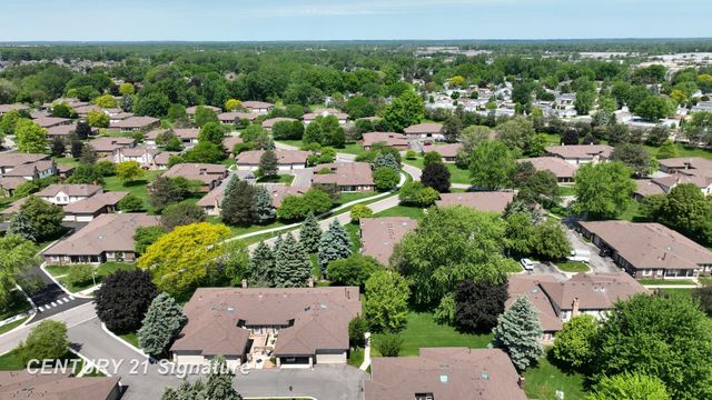 49327 Winchester Court, Shelby Twp, MI 48315
