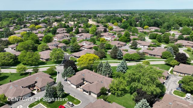 49327 Winchester Court, Shelby Twp, MI 48315