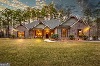 390 Herring Road, Grayson, GA 30017