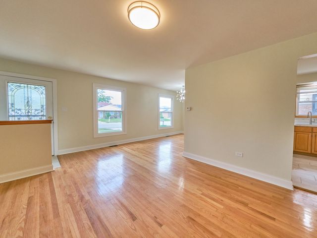 18207 Ravisloe Terrace, Country Club Hills, IL 60478