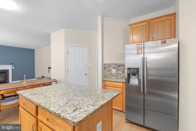 5317 GUNSTON HALL DR, Woodbridge, VA 22193