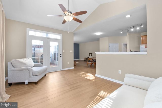 5317 GUNSTON HALL DR, Woodbridge, VA 22193