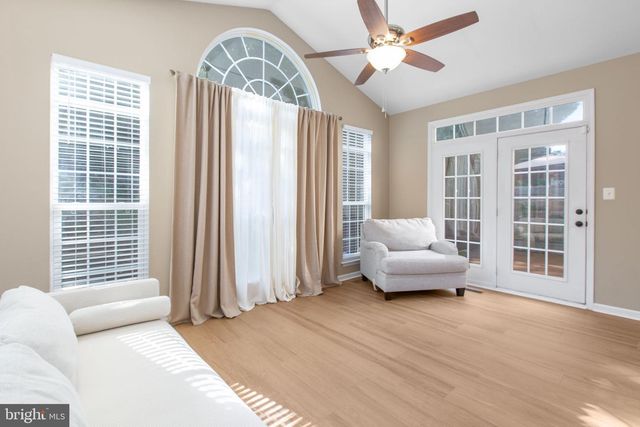5317 GUNSTON HALL DR, Woodbridge, VA 22193