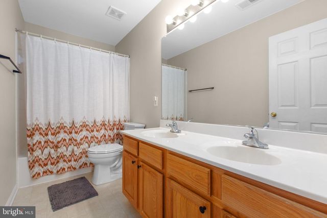 5317 GUNSTON HALL DR, Woodbridge, VA 22193