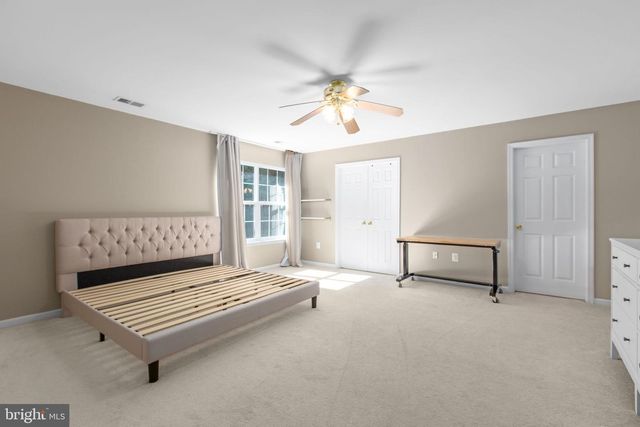 5317 GUNSTON HALL DR, Woodbridge, VA 22193