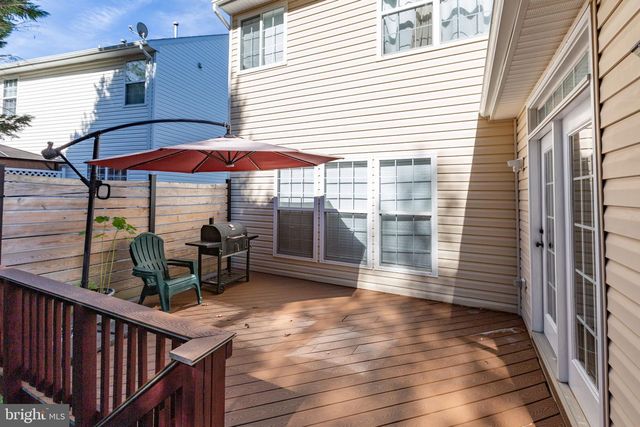 5317 GUNSTON HALL DR, Woodbridge, VA 22193