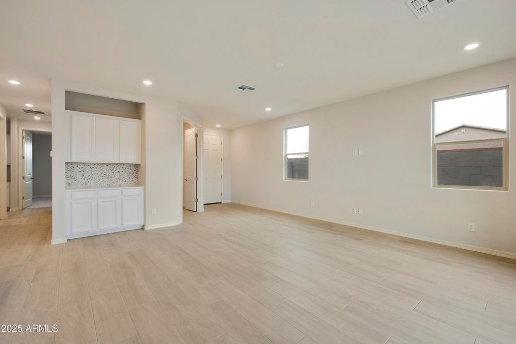 5644 N 188TH Lane, Litchfield Park, AZ 85340 — photo 4