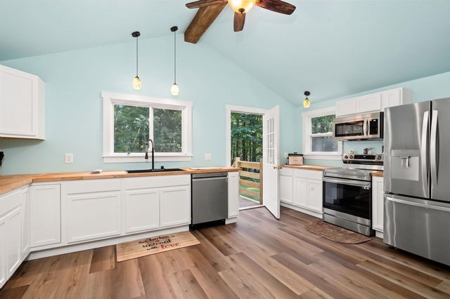 251 Macdowell Road, Peterborough, NH 03458