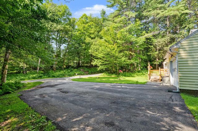 251 Macdowell Road, Peterborough, NH 03458