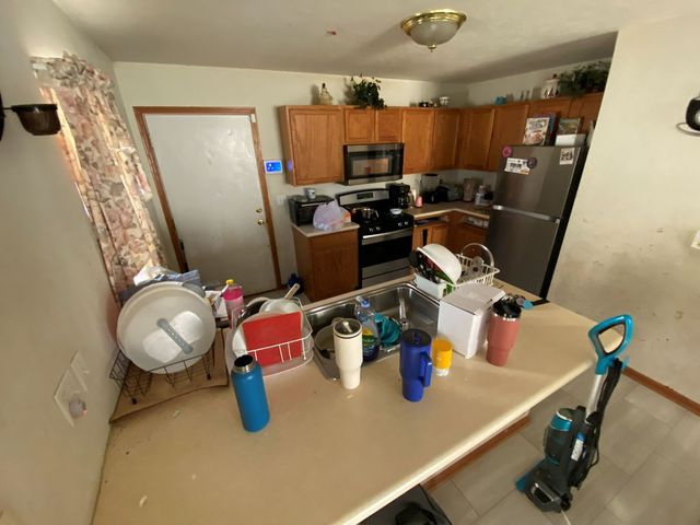 435 Waveland Avenue, Rockford, IL 61102