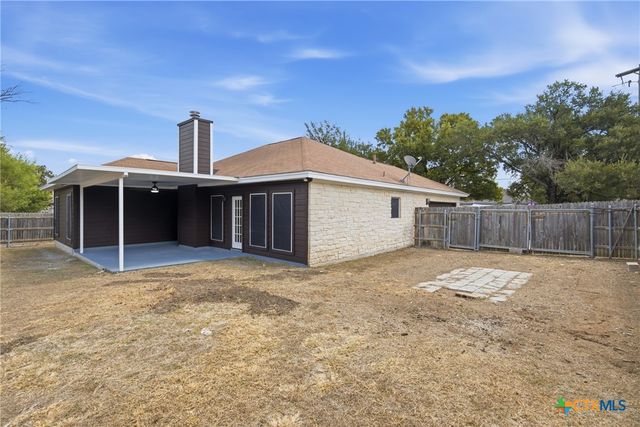312 Debora Drive, Georgetown, TX 78628