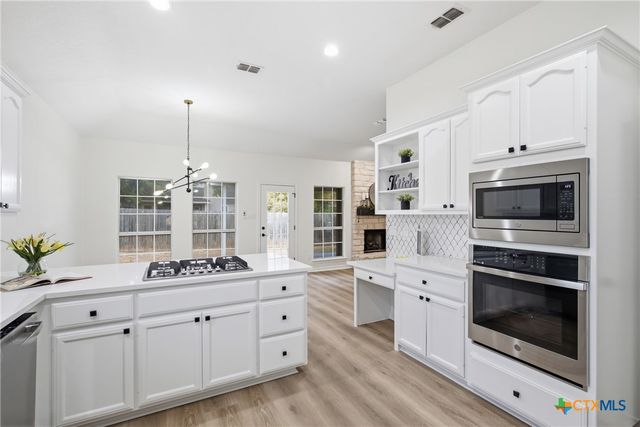 312 Debora Drive, Georgetown, TX 78628