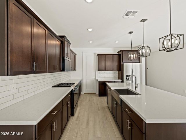 17758 W ILLINI Street, Goodyear, AZ 85338