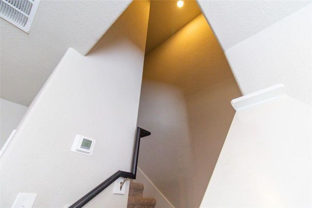 2221 Middle Ridge Drive, Conroe, TX 77301