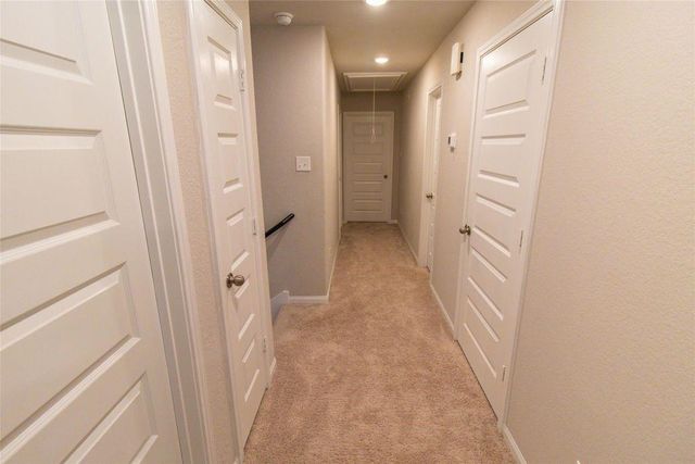 2221 Middle Ridge Drive, Conroe, TX 77301