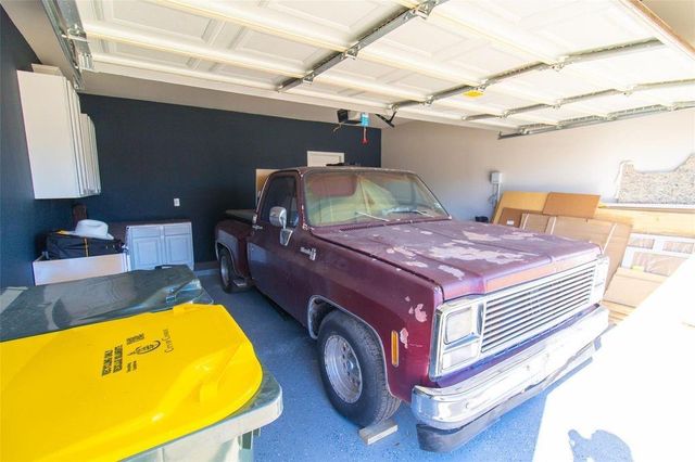 2221 Middle Ridge Drive, Conroe, TX 77301