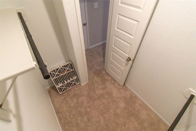 2221 Middle Ridge Drive, Conroe, TX 77301