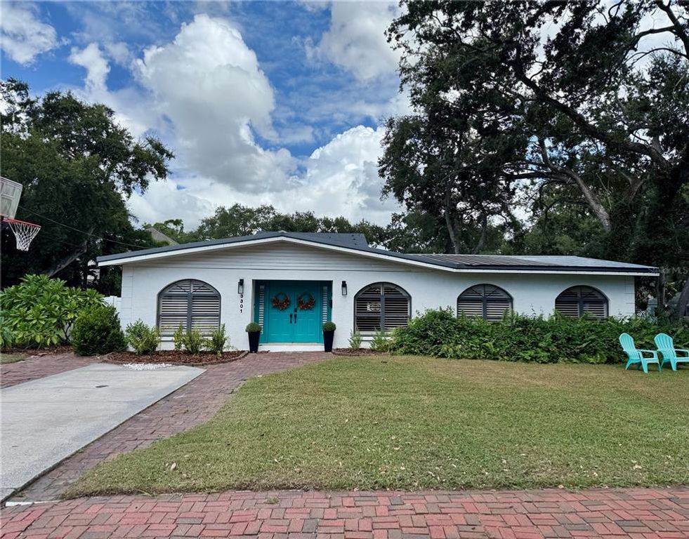 Image 1 of property listing at 3301 W ALLINE AVENUE, Tampa, FL 33611